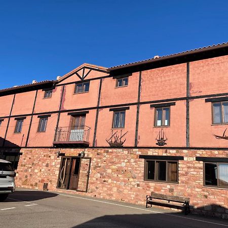 Tres Navios En El Mar Casa Rural De 10 Habitaciones Con Bano Individual Precios Web Монтехо-де-Тьермес Экстерьер фото