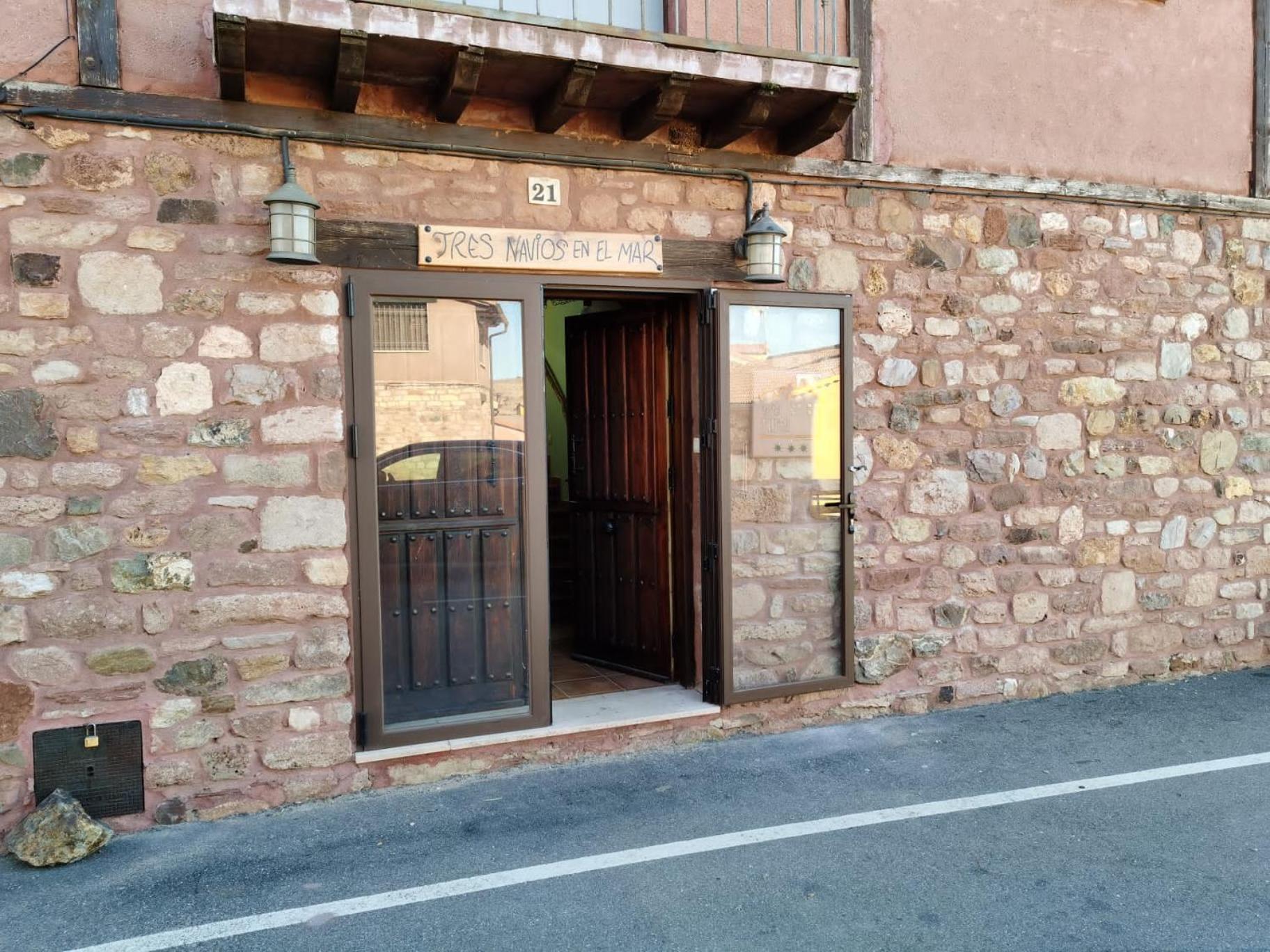 Tres Navios En El Mar Casa Rural De 10 Habitaciones Con Bano Individual Precios Web Монтехо-де-Тьермес Экстерьер фото